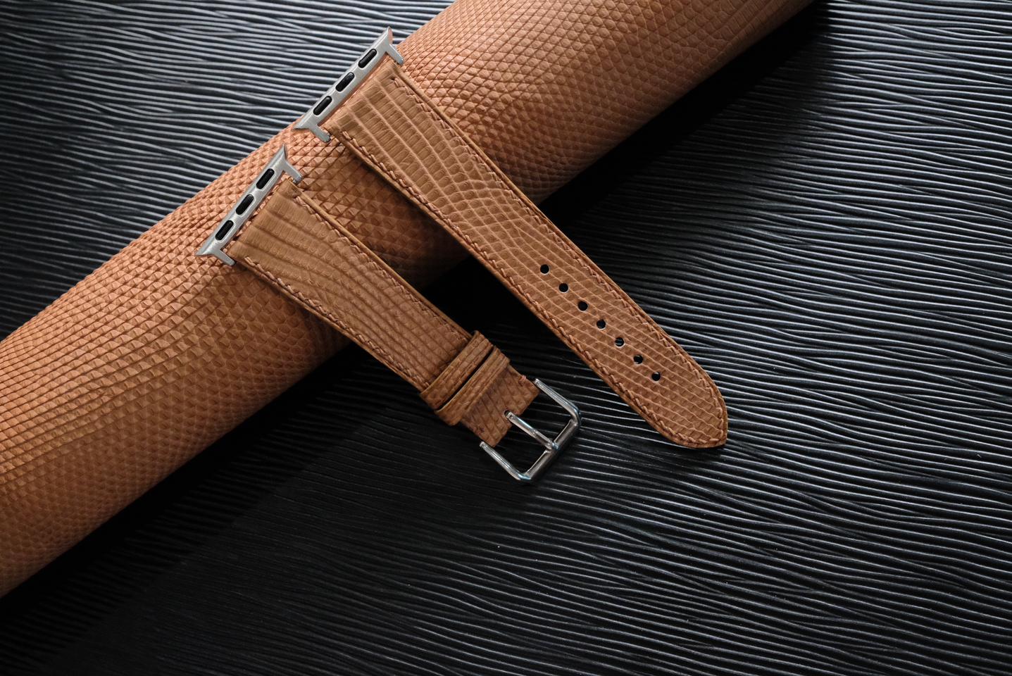 高級トカゲ革時計ベルト手縫い時計ベルトアップルウォッチ時計ベルト サンディ・ブラウン1枚目の画像